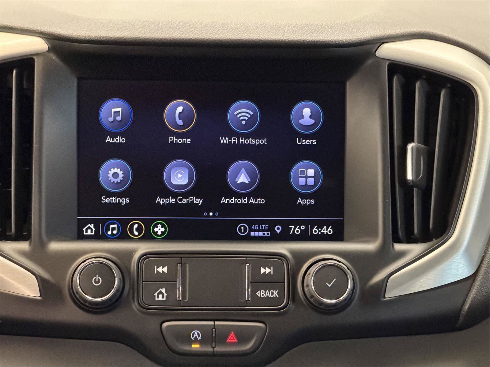 Certified 2024 GMC Terrain SLT AWD/4WD image 32