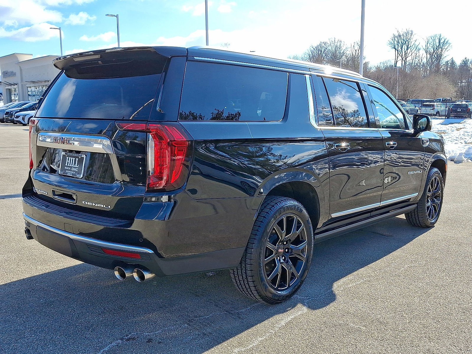 Certified 2023 GMC Yukon XL Denali image 25