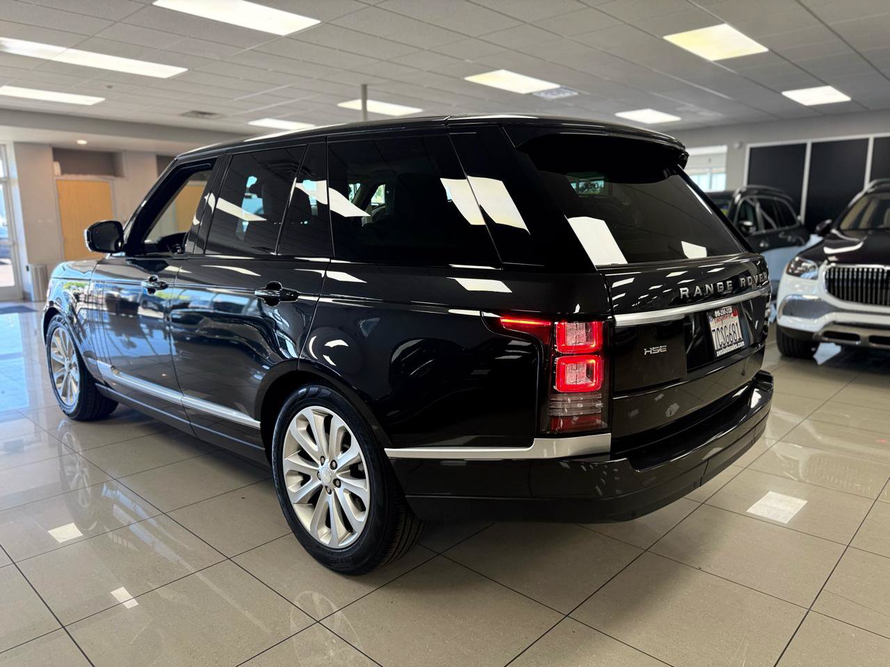 Used 2014 Land Rover Range Rover HSE AWD/4WD image 6