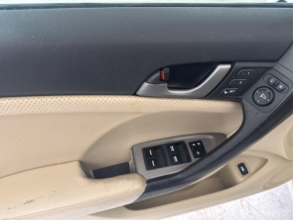 Used 2009 Acura TSX w/ Technology Package FWD image 34