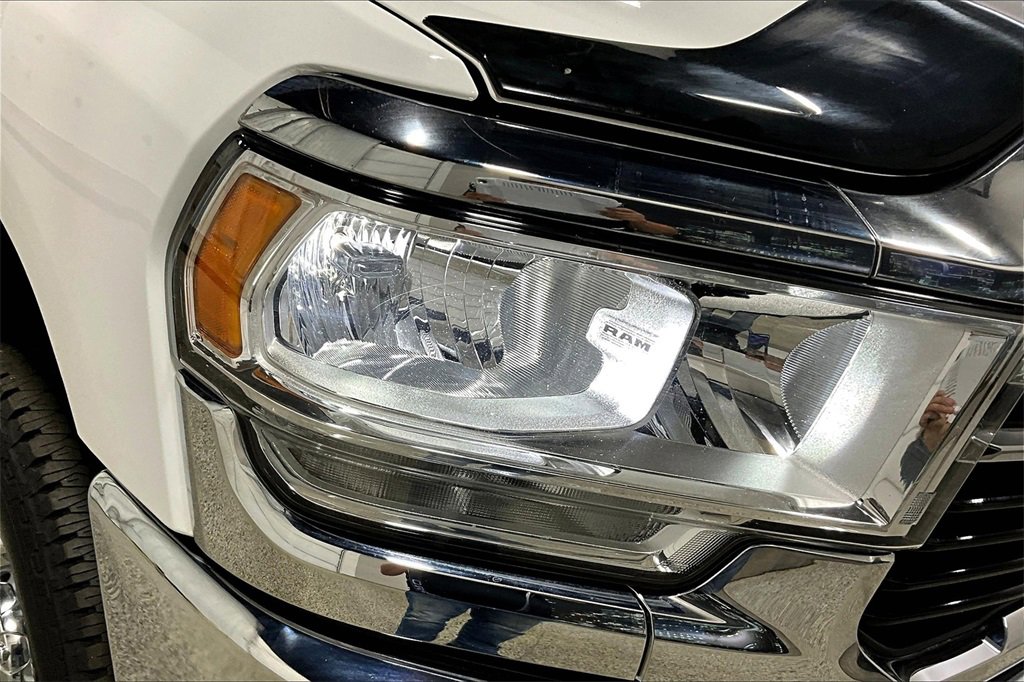 Used 2021 RAM 2500 Big Horn image 31