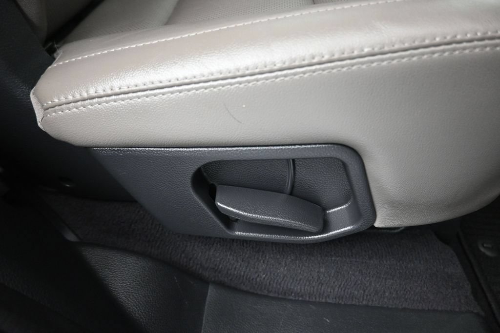 Used 2018 Hyundai Santa Fe AWD w/ SE Ultimate Tech Package 03 image 53