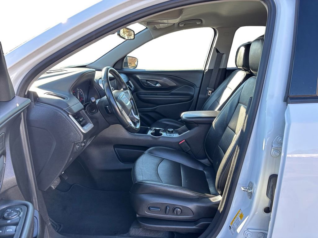 Used 2023 GMC Terrain SLT image 14