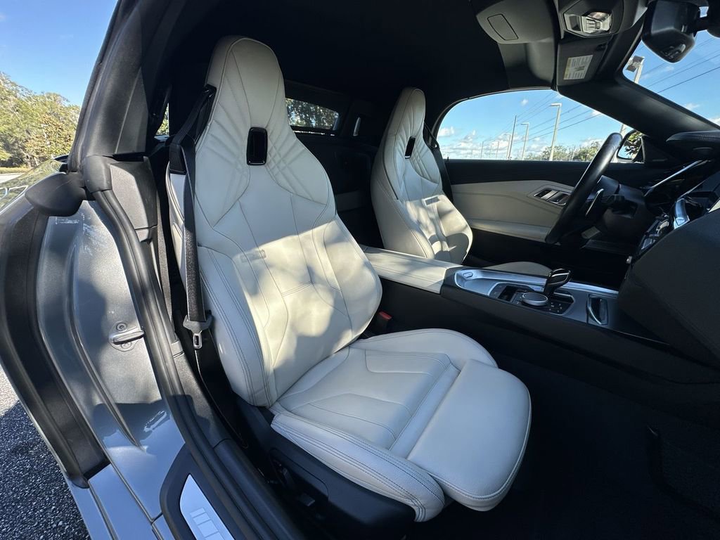 Certified 2023 BMW Z4 sDrive30i w/ Premium Package image 27
