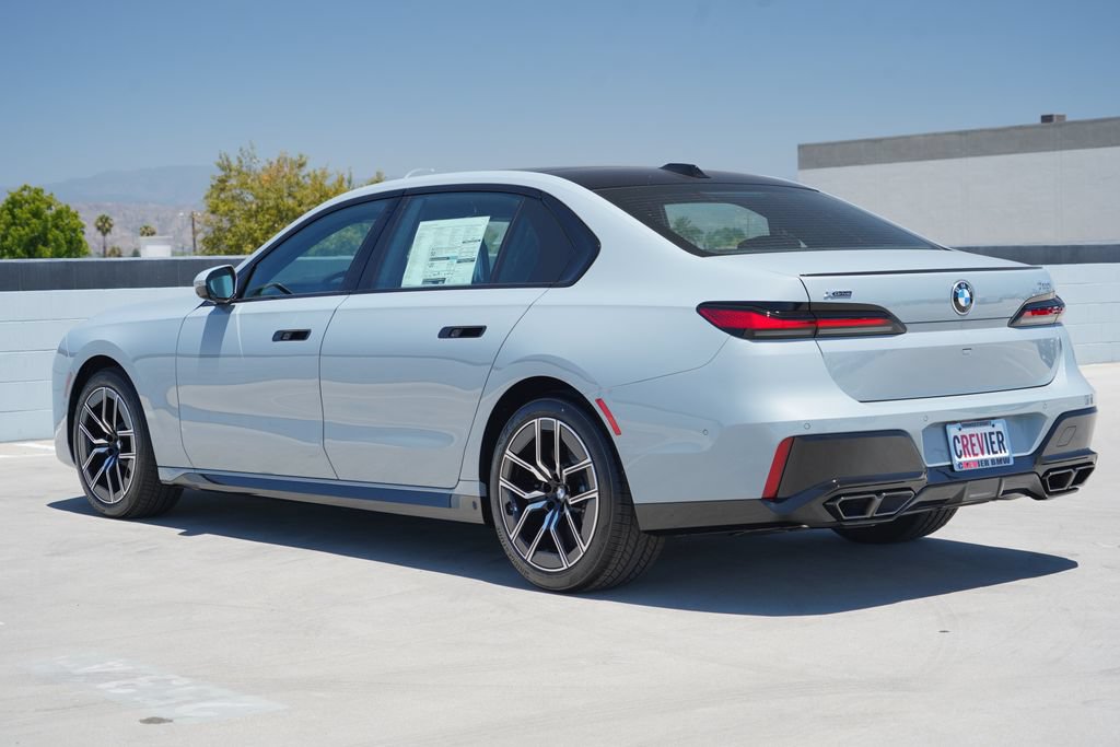 New 2026 BMW 760i xDrive w/ Executive Package AWD/4WD image 7