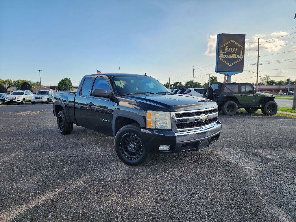 Used 2007 Chevrolet Silverado 1500 LT w/ 1LT Convenience Package