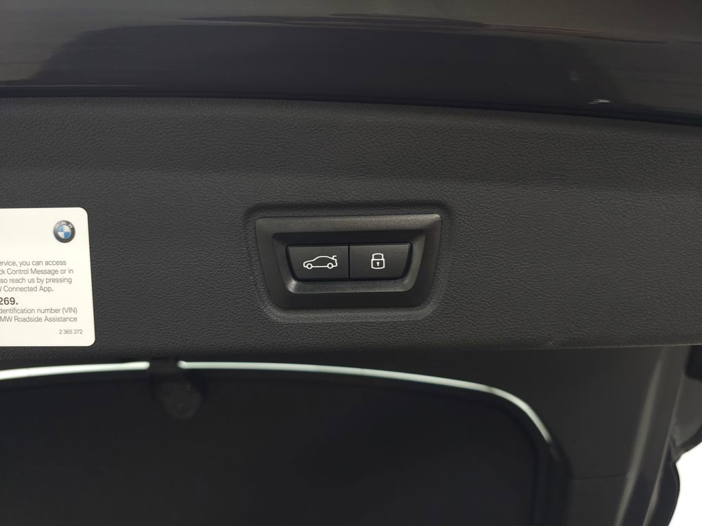 Used 2023 BMW i4 eDrive35 w/ Premium Package RWD image 9