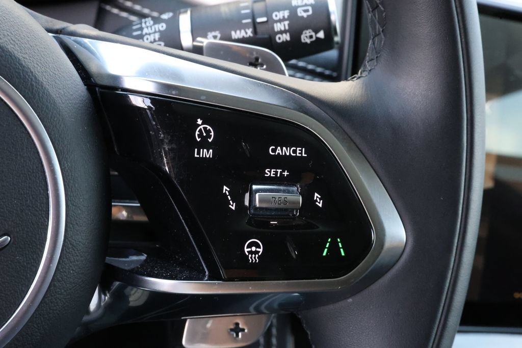 Used 2026 Jaguar F-PACE R-Dynamic S AWD/4WD image 20