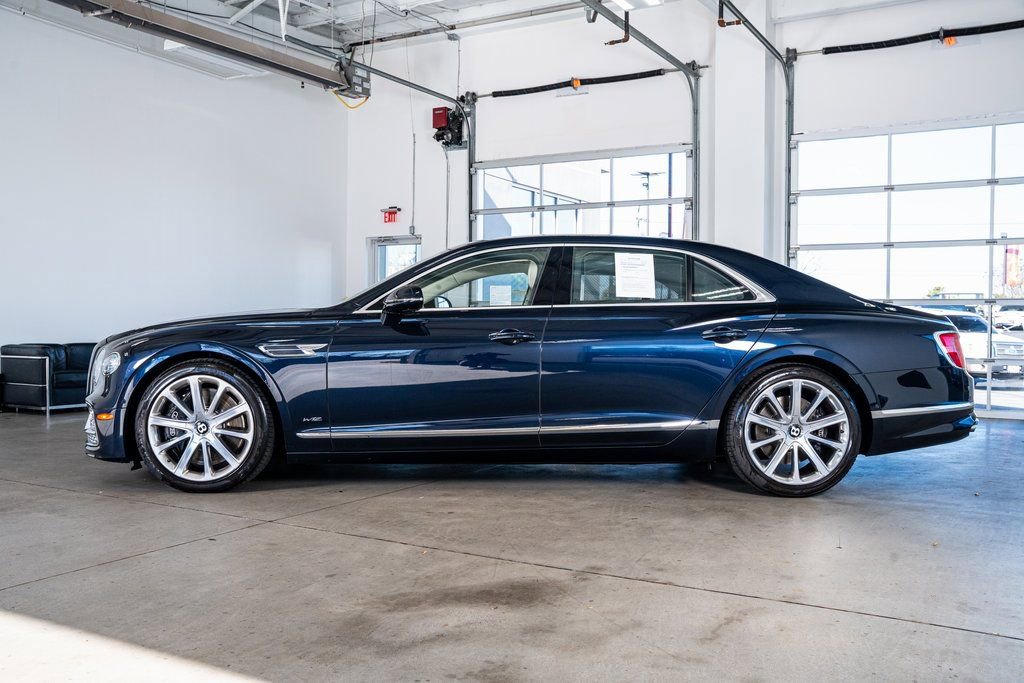 Used 2020 Bentley Flying Spur W12 image 8