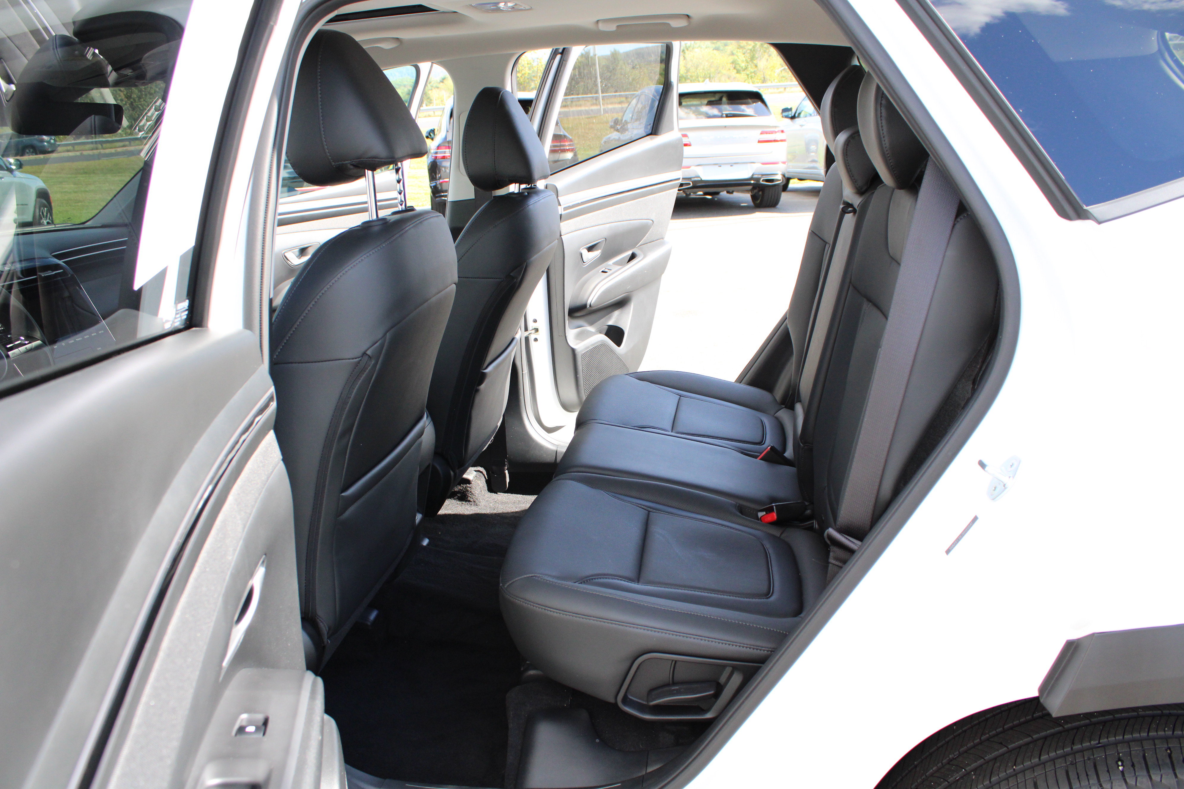 Used 2024 Hyundai Tucson SEL w/ Convenience Package AWD/4WD image 19