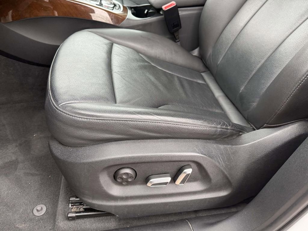 Used 2016 Audi Q5 2.0T Premium Plus w/ Technology Package image 13