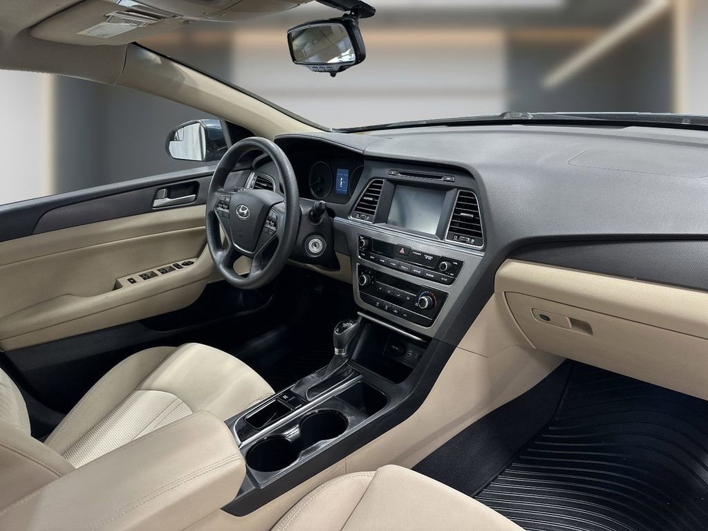 Used 2016 Hyundai Sonata Sport FWD image 6