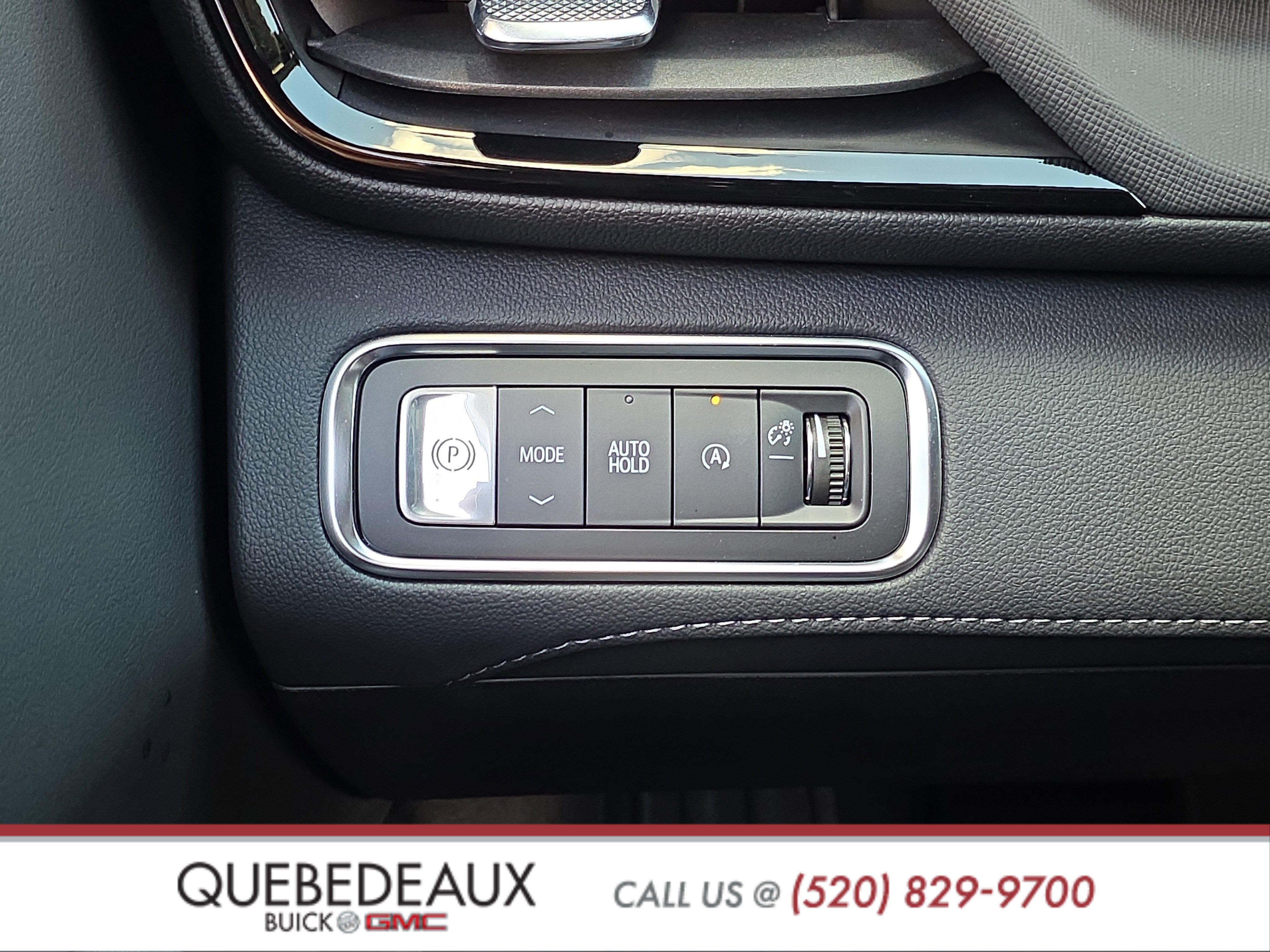 Used 2025 Buick Enclave Sport Touring w/ Super Cruise Package FWD image 25