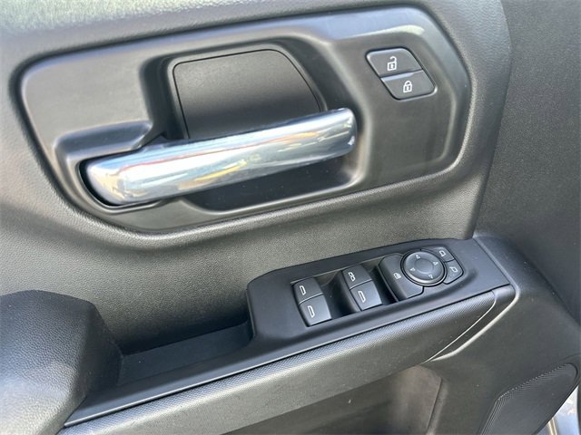 Certified 2022 Chevrolet Silverado 1500 Custom w/ LPO, Dark Essentials Package image 21