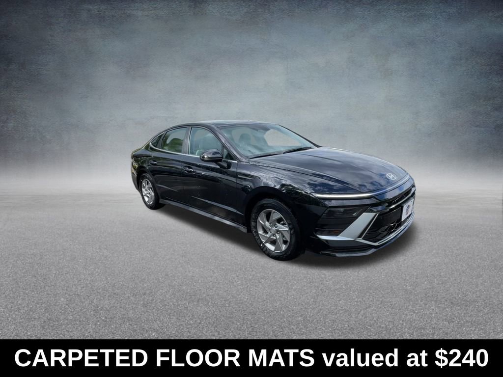 Used 2026 Hyundai Sonata SE image 2