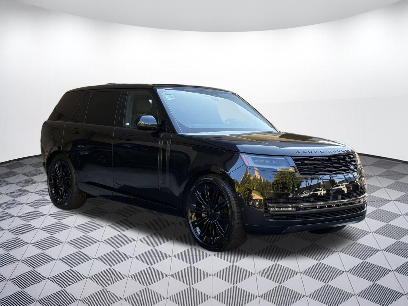 New 2026 Land Rover Range Rover Long Wheelbase SE AWD/4WD image 7