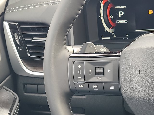 New 2026 Nissan Rogue Platinum AWD/4WD image 16
