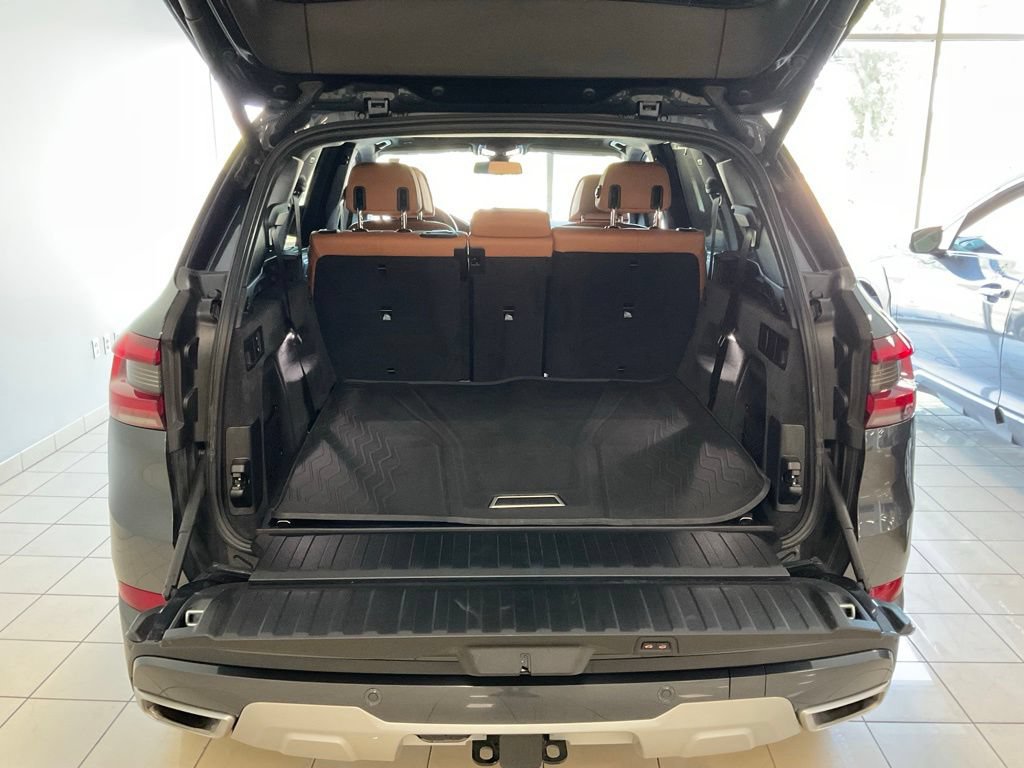 Used 2022 BMW X5 xDrive40i w/ Luxury Seating Package AWD/4WD image 23