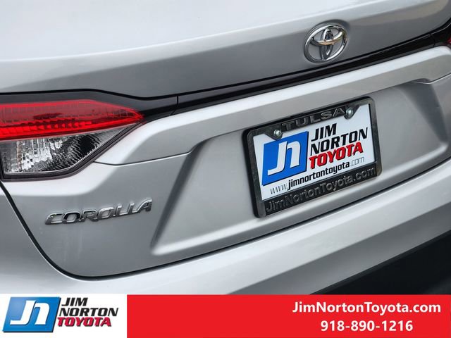 Used 2024 Toyota Corolla LE FWD image 11