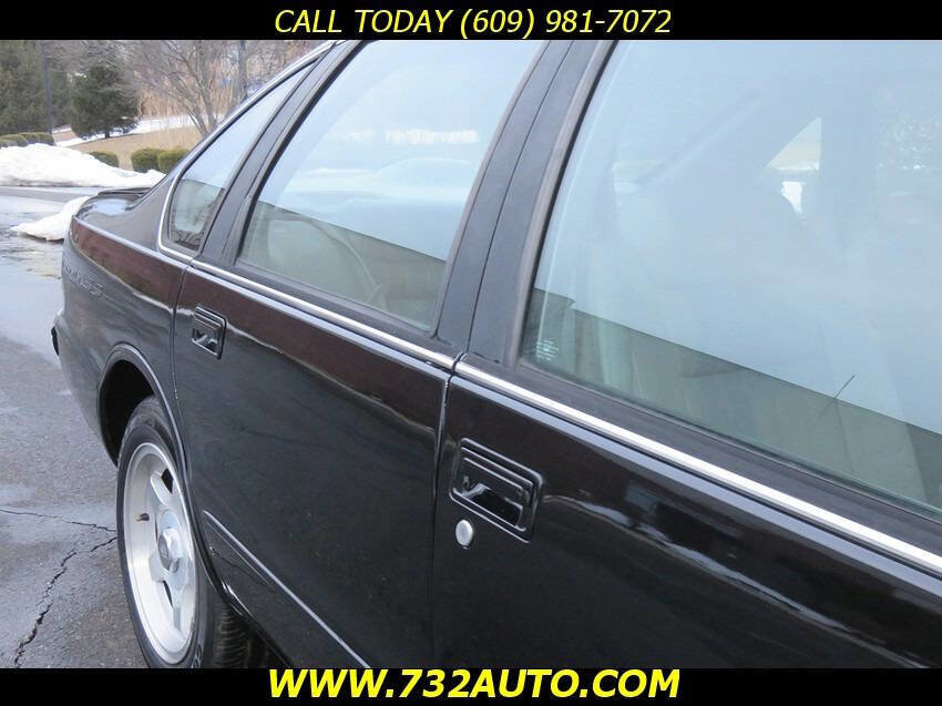 Used 1995 Chevrolet Impala SS image 24