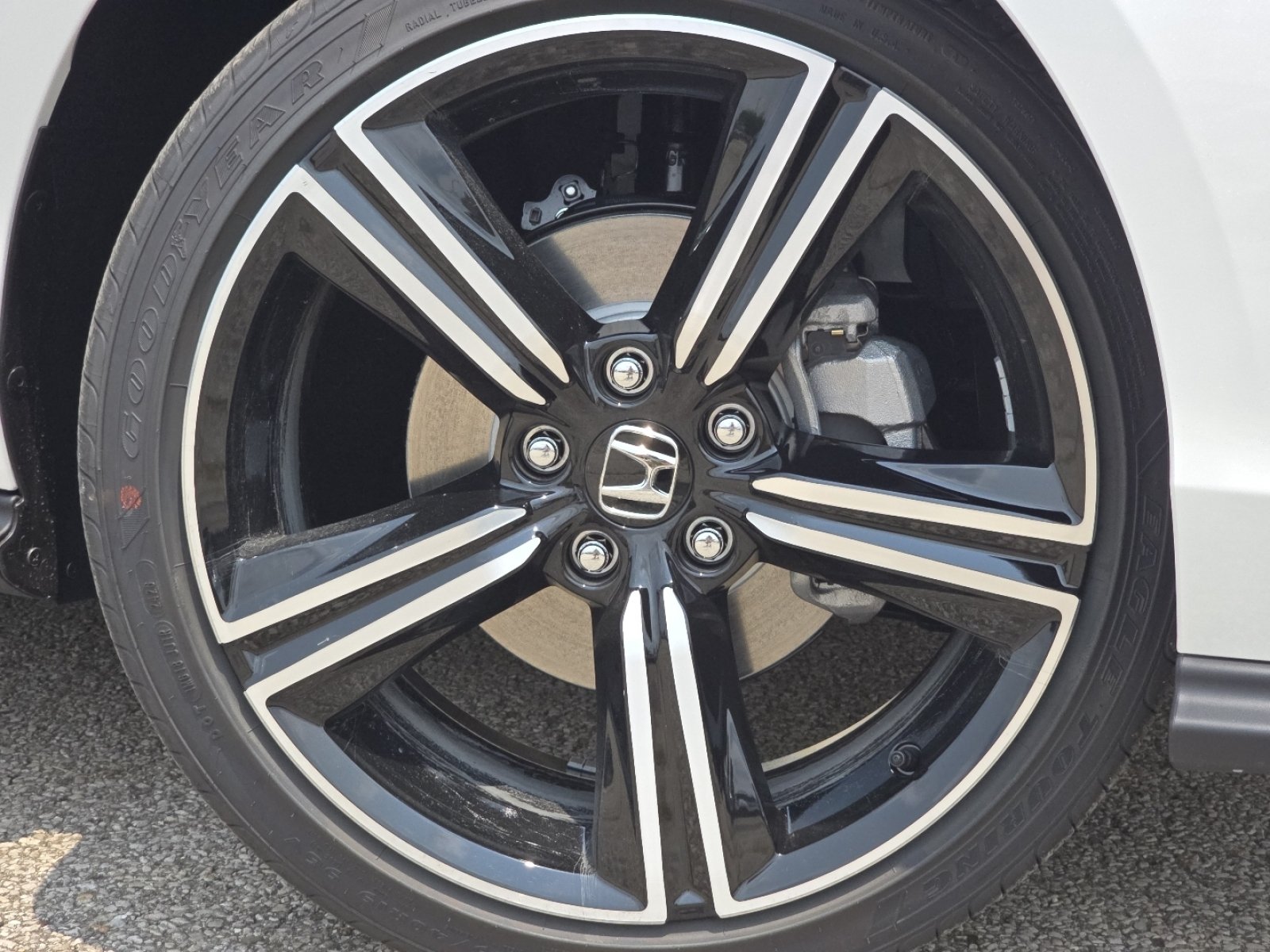 New 2026 Honda Accord SE image 15