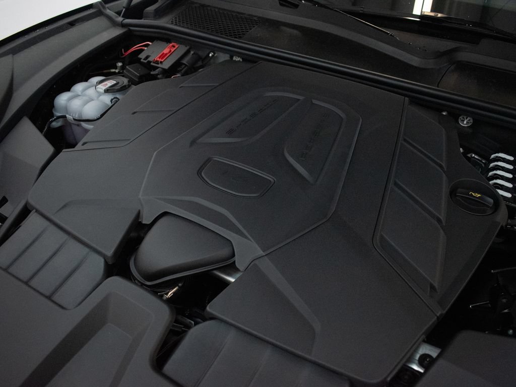 New 2026 Porsche Cayenne AWD/4WD image 8