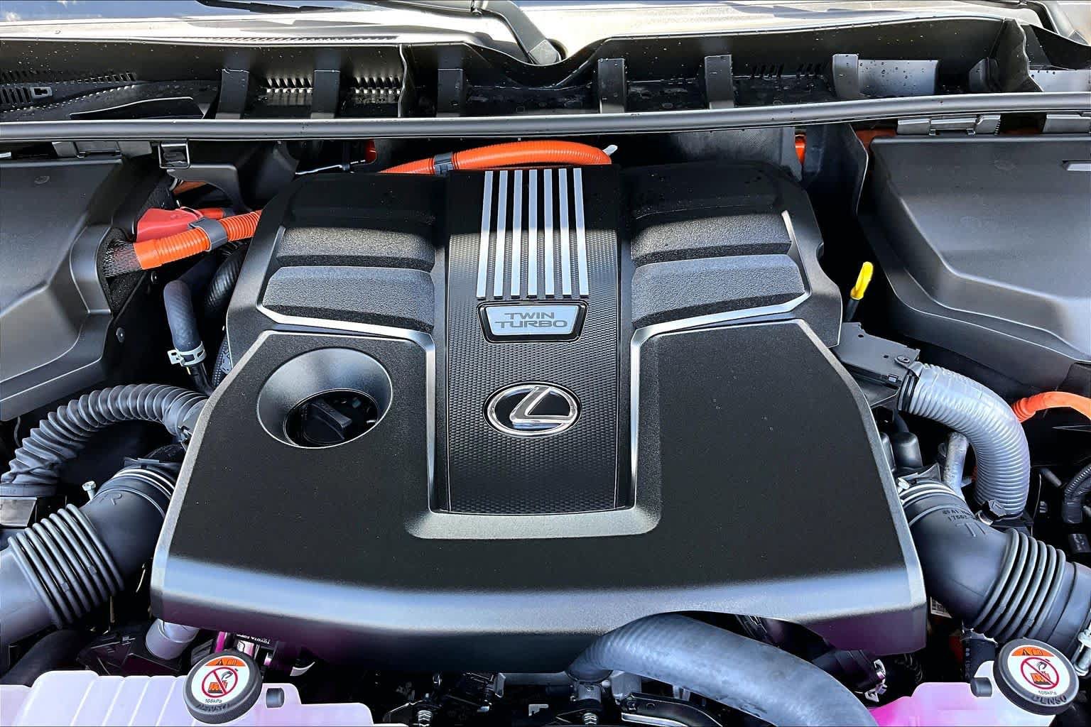 New 2026 Lexus LX 700h Luxury AWD/4WD image 17