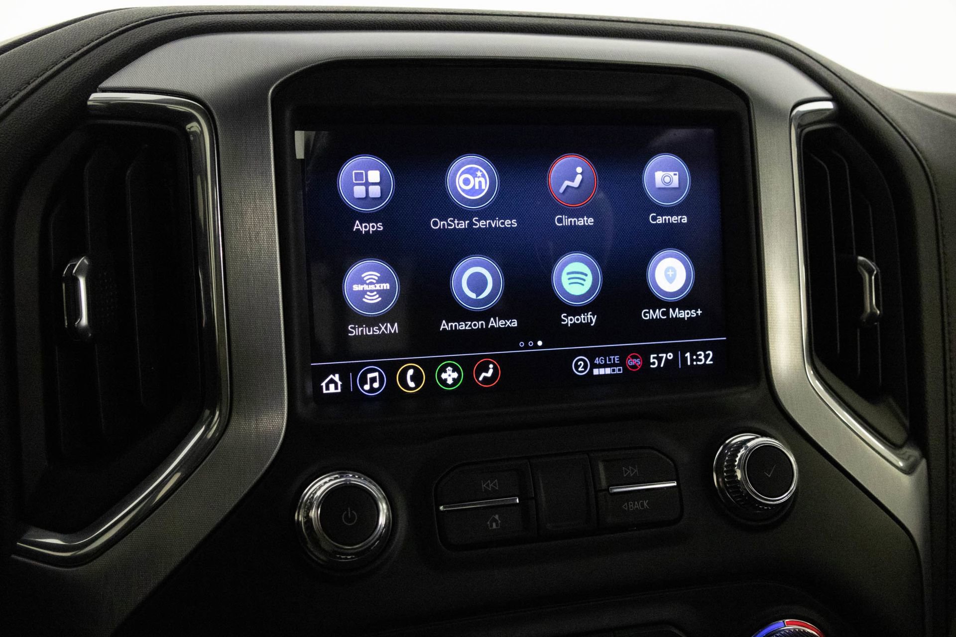 Used 2022 GMC Sierra 2500 SLE w/ SLE Value Package; image 19