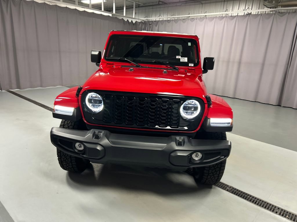 Used 2024 Jeep Gladiator Sport image 2