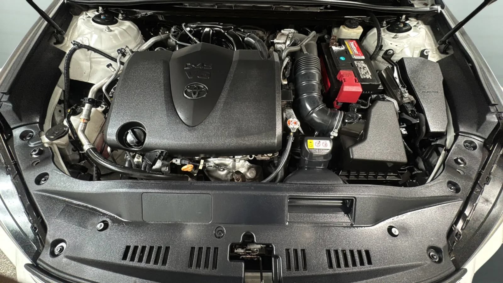 Used 2019 Toyota Avalon XSE w/ Carpet Mat Package FWD image 22