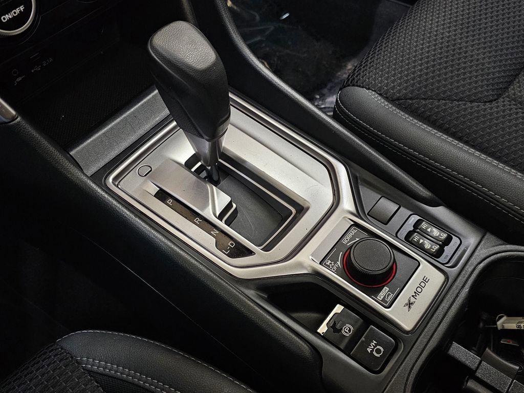 Used 2022 Subaru Forester Premium image 34