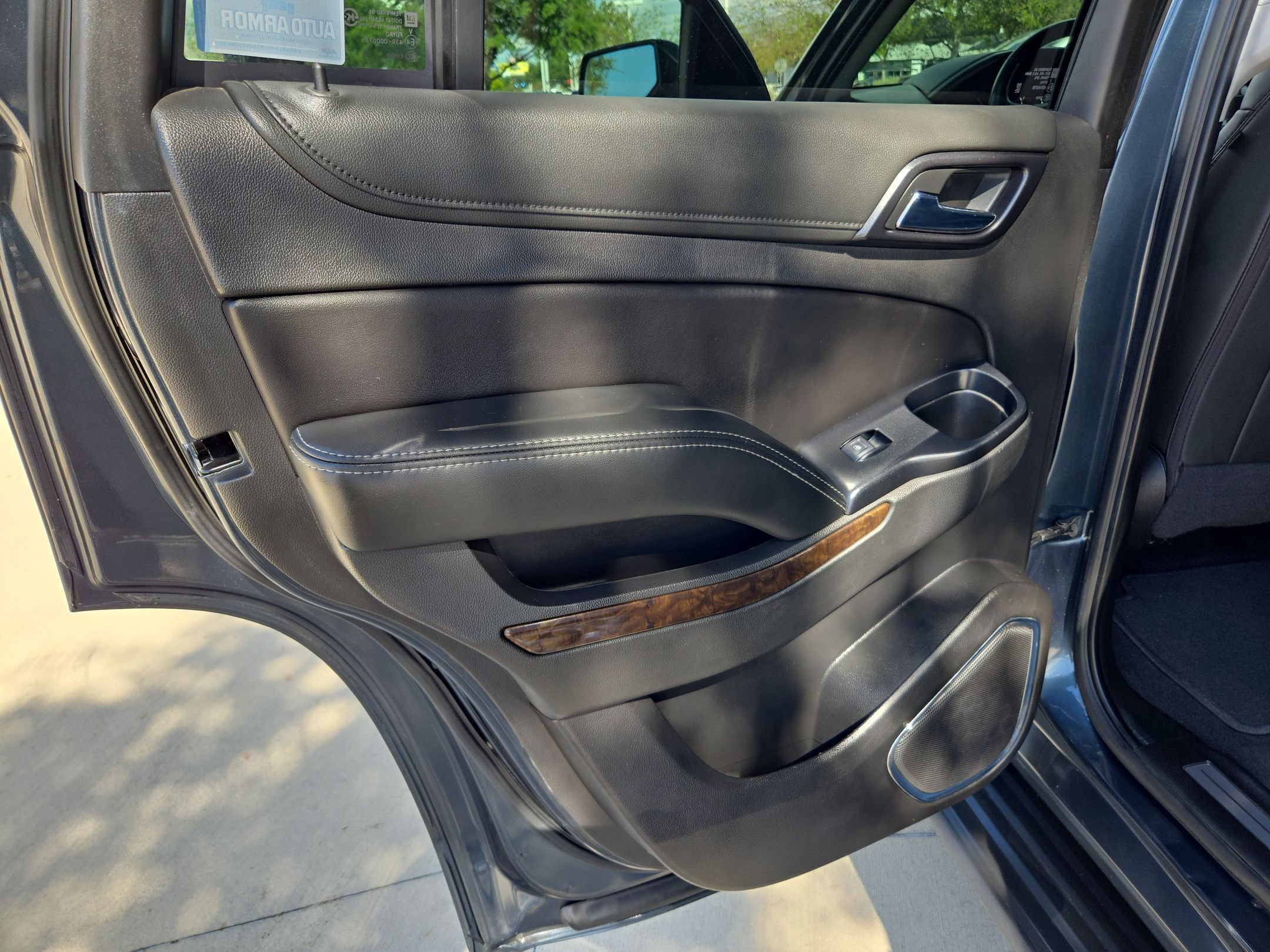 Used 2020 Chevrolet Tahoe LT AWD/4WD image 14