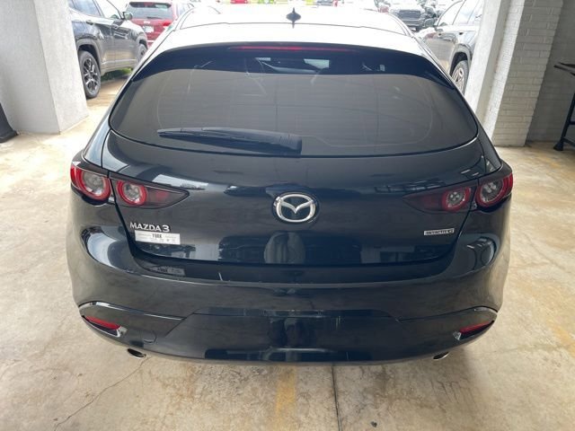 Used 2020 MAZDA MAZDA3 Hatchback w/ Preferred Package FWD image 4