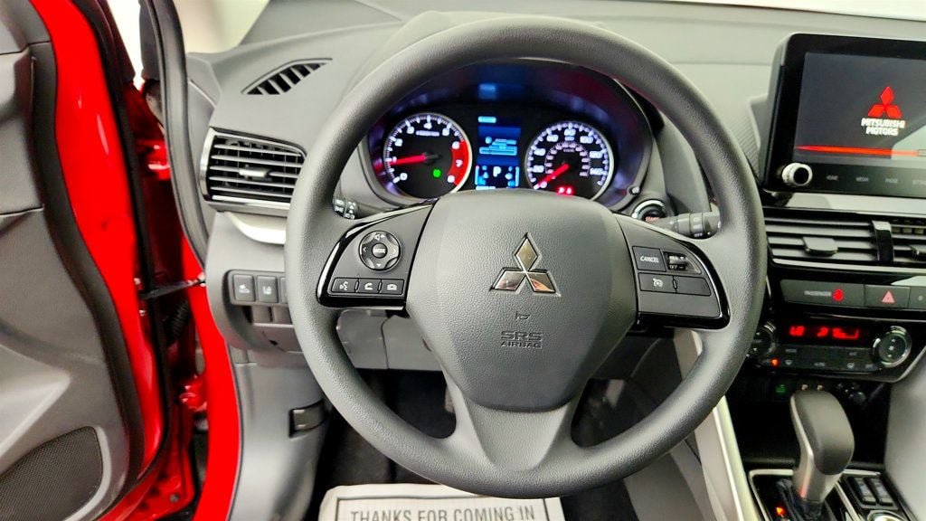 Used 2026 Mitsubishi Eclipse Cross LE AWD/4WD image 13