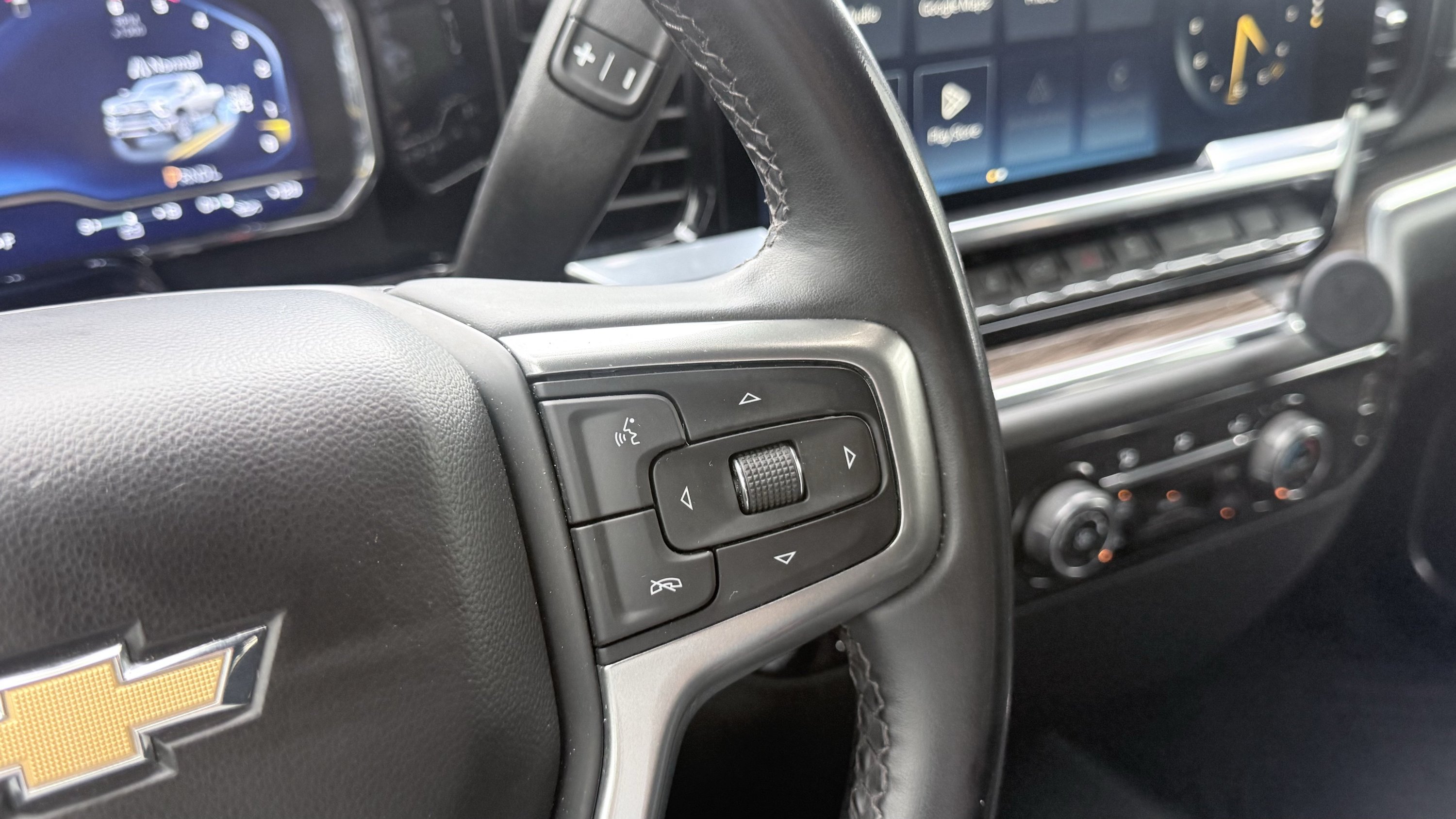 Used 2024 Chevrolet Silverado 2500 LT AWD/4WD image 61