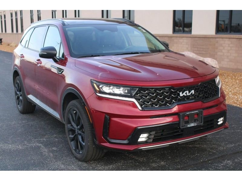Used 2022 Kia Sorento SX AWD/4WD image 2