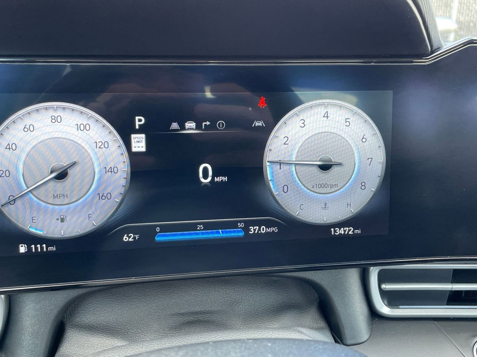 Used 2025 Hyundai Elantra SEL image 42