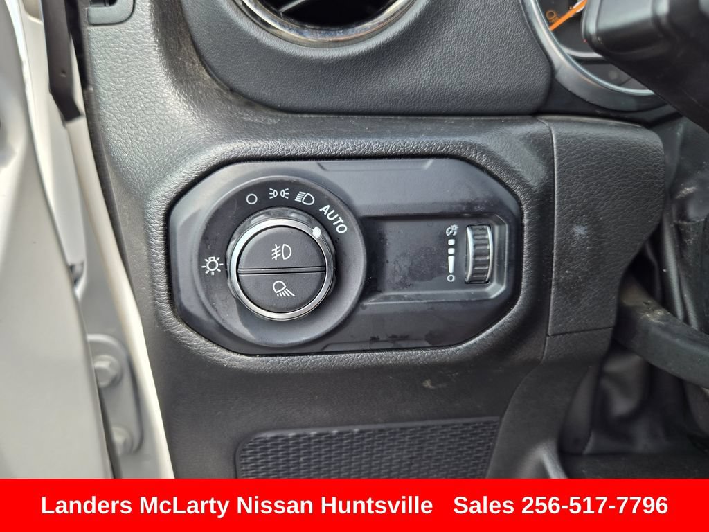Used 2023 Jeep Gladiator Overland AWD/4WD image 27
