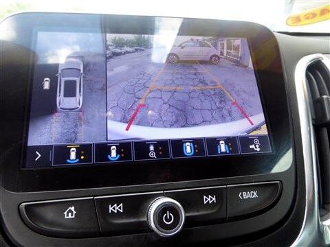 Used 2019 Chevrolet Equinox Premier image 12