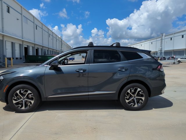 Used 2023 Kia Sportage EX w/ EX Premium Package AWD/4WD image 8