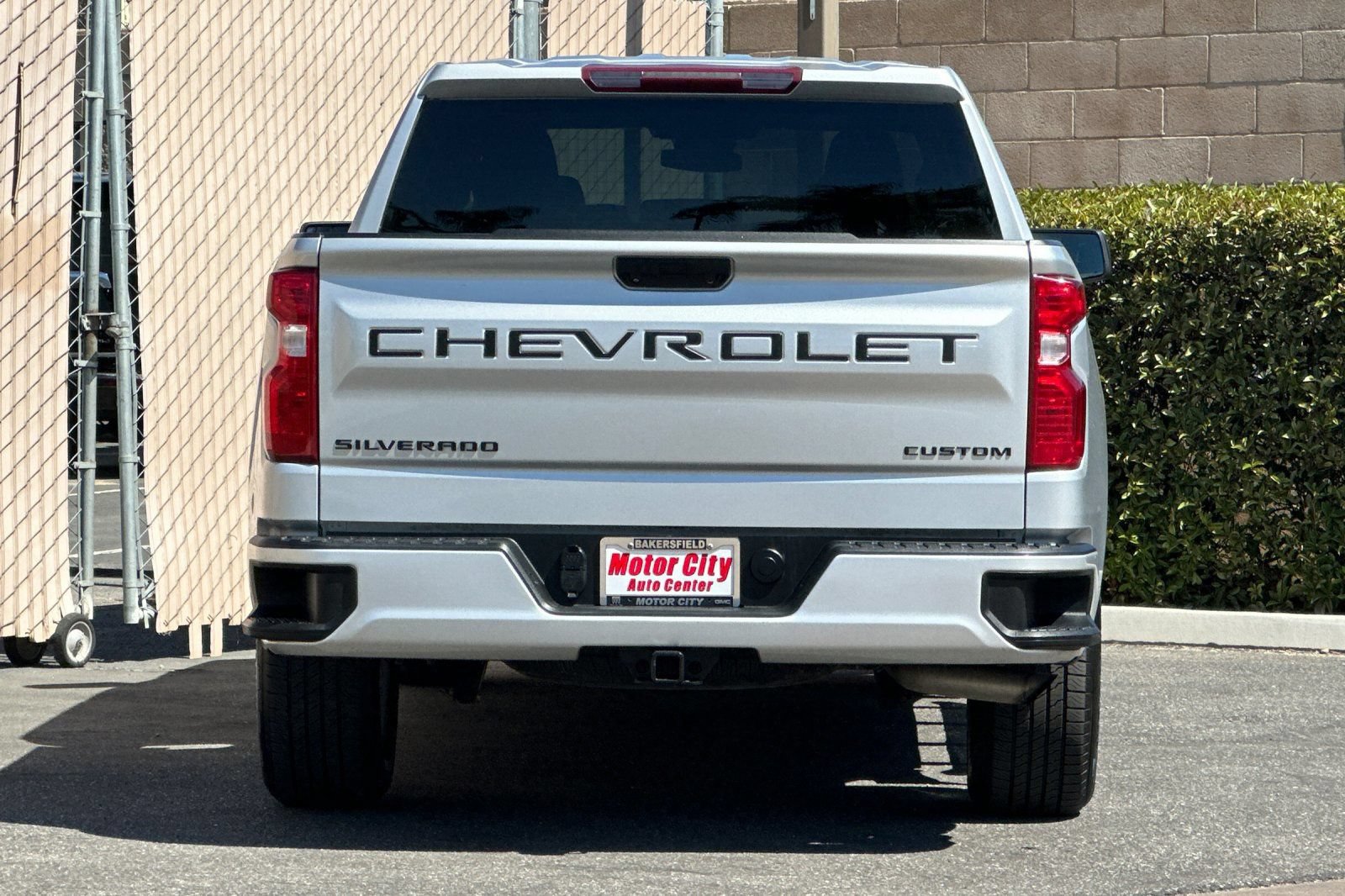 Certified 2022 Chevrolet Silverado 1500 Custom RWD image 5