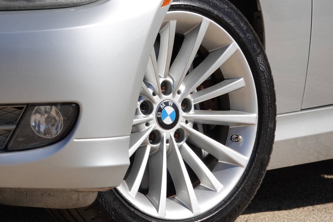 Used 2011 BMW 335d Sedan RWD image 11