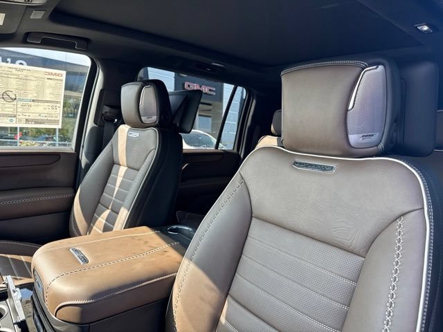 New 2026 GMC Yukon XL Denali Ultimate AWD/4WD image 14