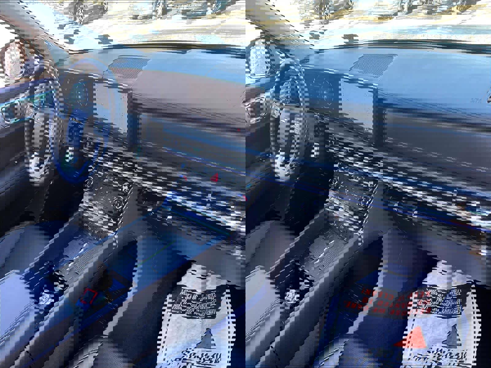 Used 2025 Hyundai Santa Fe Limited image 14