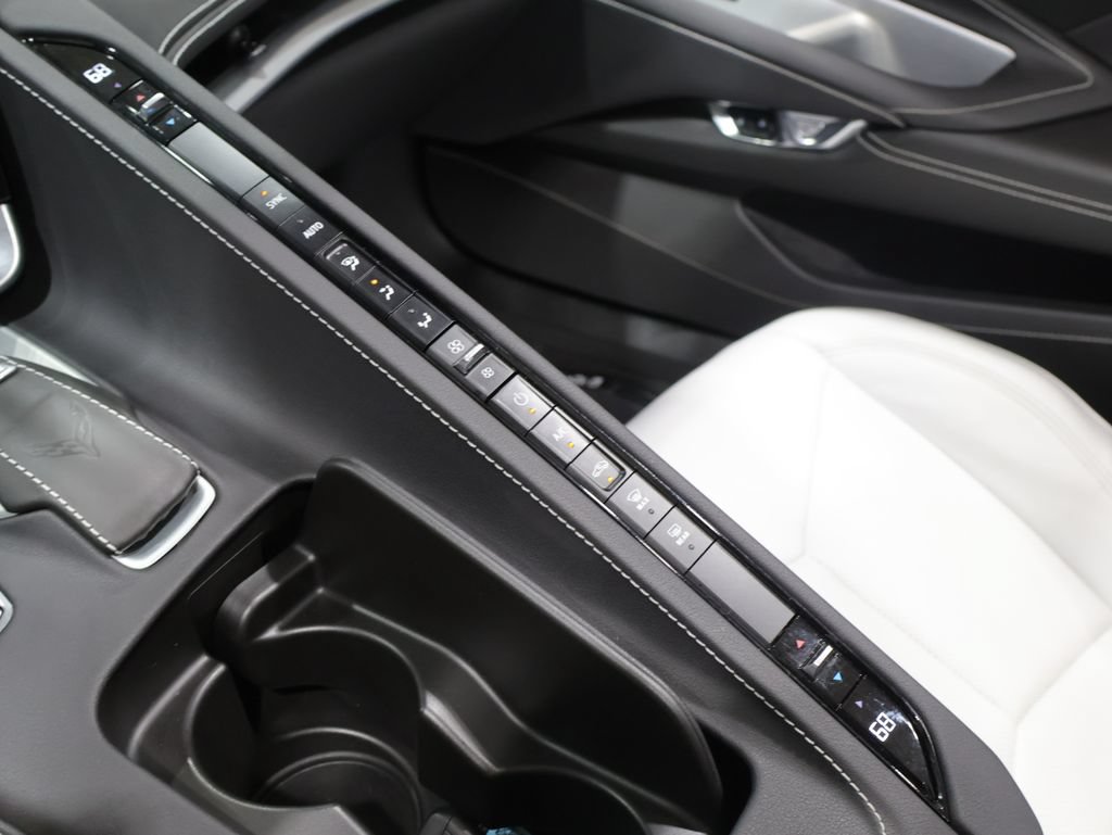 Used 2023 Chevrolet Corvette Stingray Convertible w/ Z51 Performance Package RWD image 35