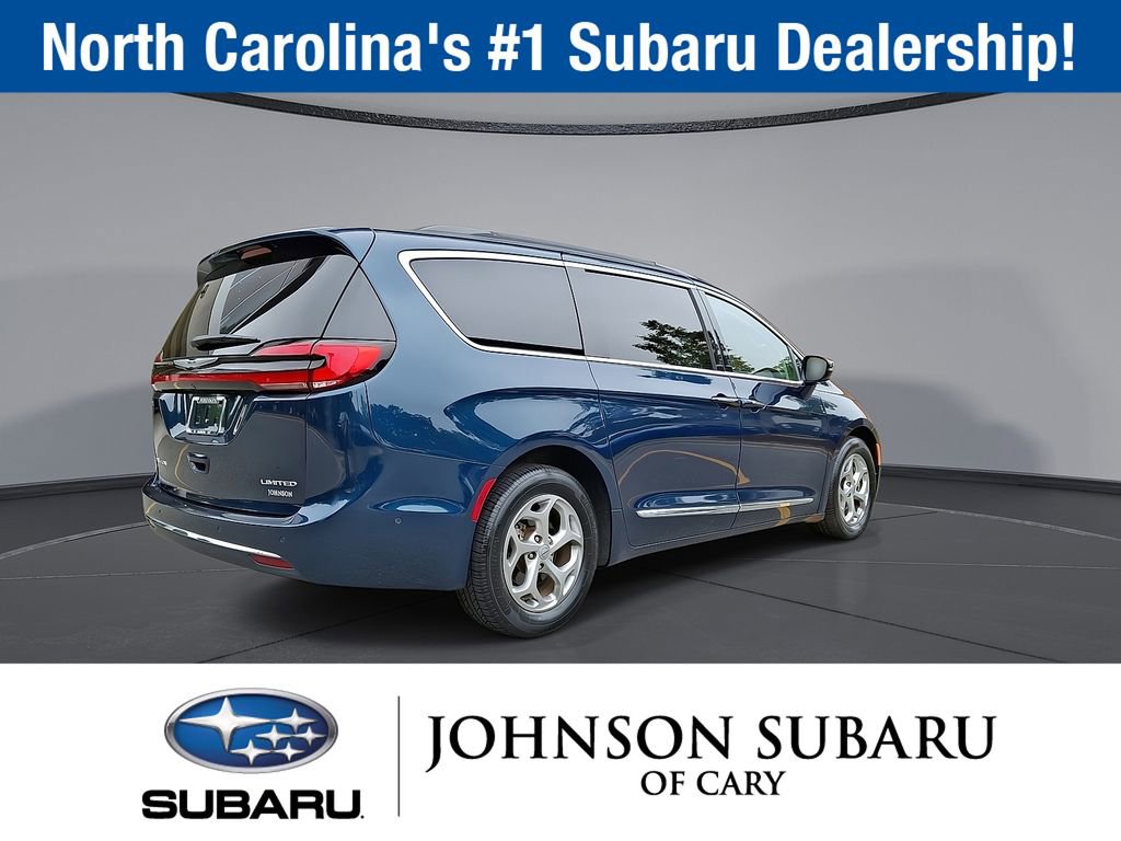 Used 2022 Chrysler Pacifica Limited FWD image 27