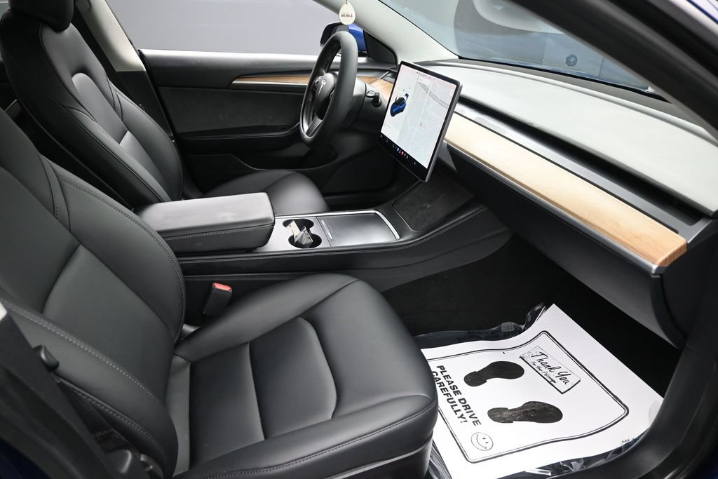 Used 2021 Tesla Model 3 Standard Range Plus RWD image 23