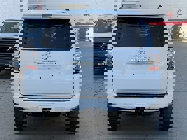 Used 2022 Toyota 4Runner SR5 image 5