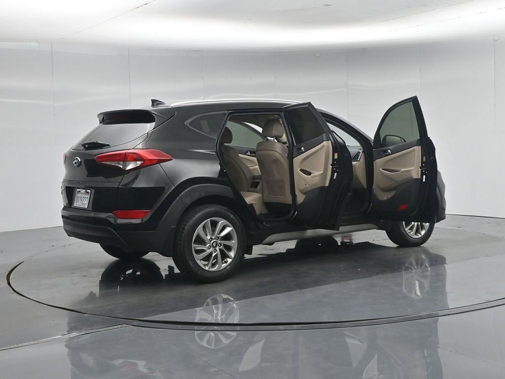Used 2017 Hyundai Tucson SE Plus w/ Cargo Package FWD image 6