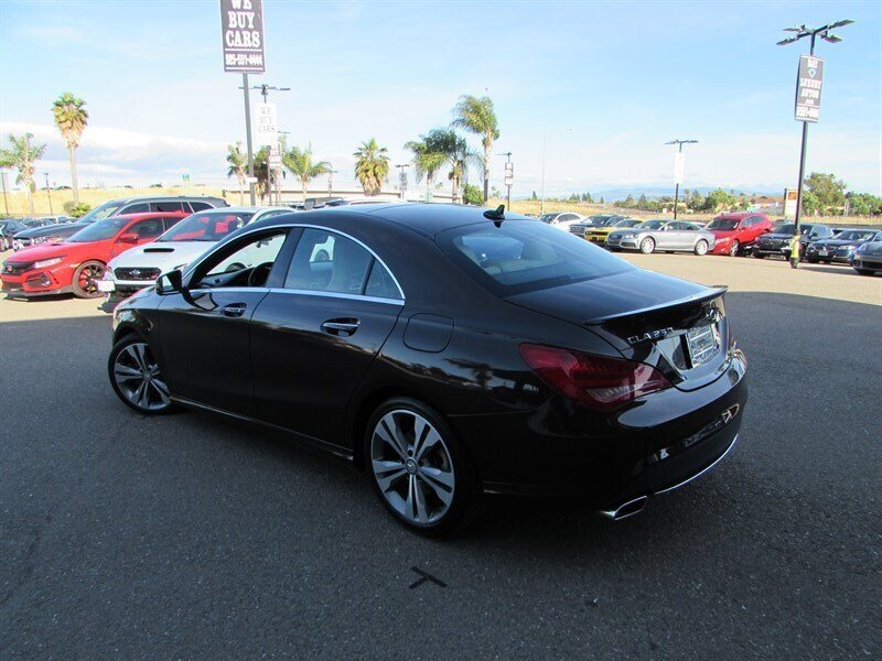 Used 2015 Mercedes-Benz CLA 250 image 5